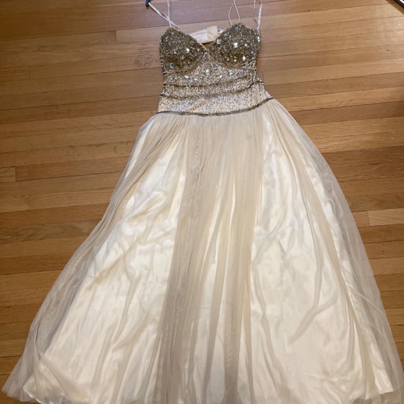 Aidan Mattox Dress - Picture 8 of 15